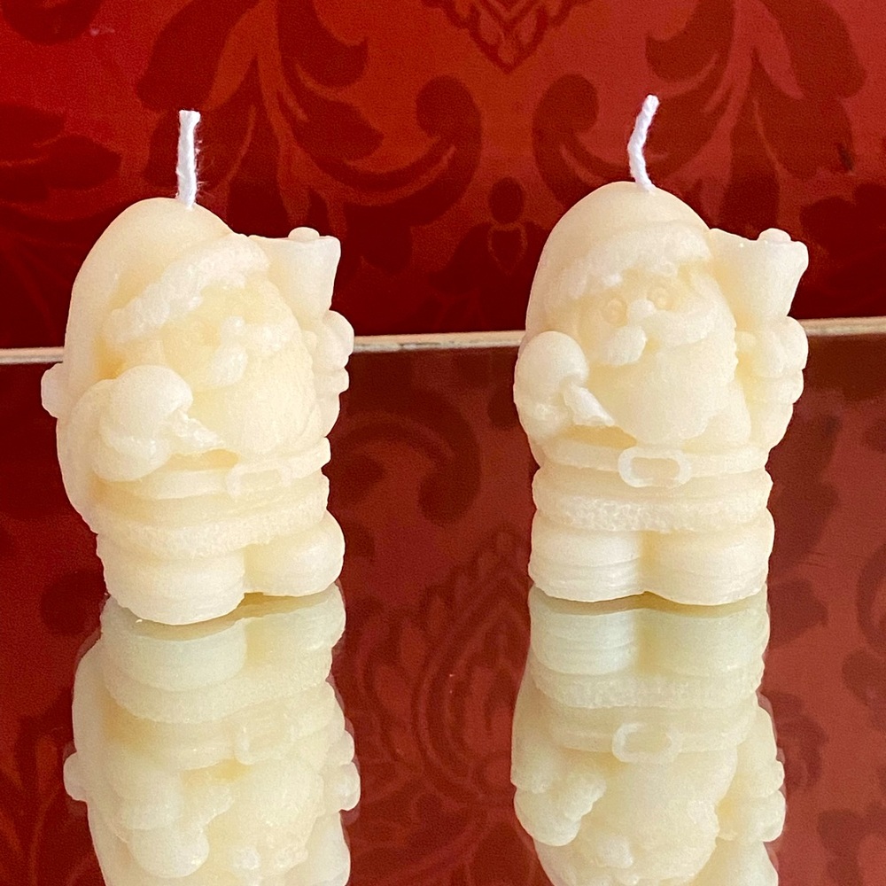 Santa Clause candle 2.6 inch by 2 inch